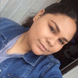 Meet your Posher, Araceli